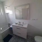 Apartment Acogedor De 2 Habitaciones, Parking & Conford