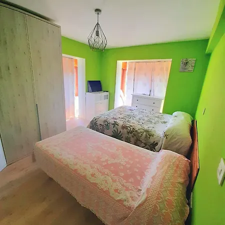 דירה Acogedor De 2 Habitaciones, Parking & Conford אל אסטיירו