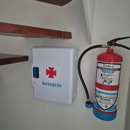 דירה Acogedor De 2 Habitaciones, Parking & Conford אל אסטיירו