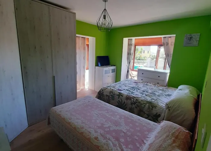 Tresdiva Holiday home *